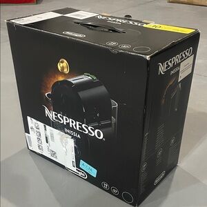 Nespresso Inissia in Black and Gold